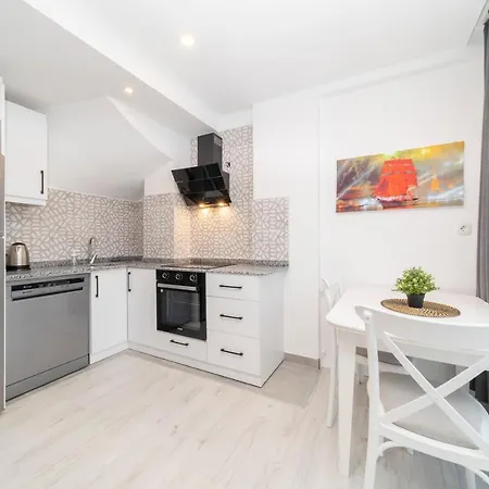 Daire Central Flat With Terrace And View In Muratpasa Antalya