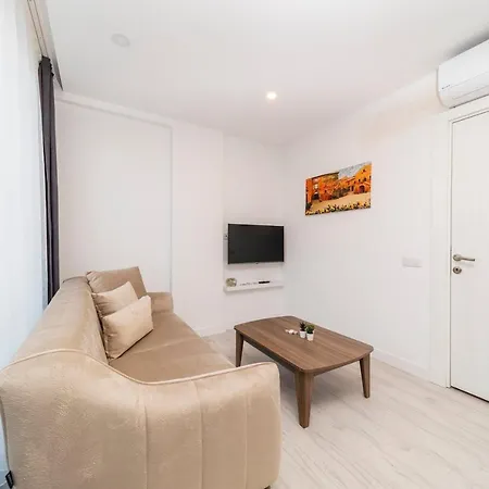 Central Flat With Terrace And View In Muratpasa * Antalya